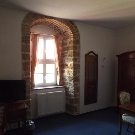 Querfurt Hotel "Zur Sonne" מראה חיצוני תמונה