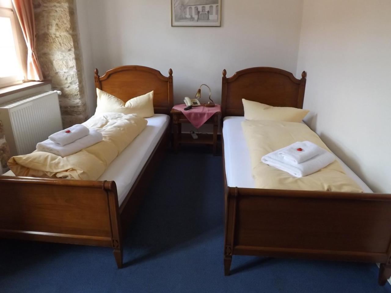 Querfurt Hotel "Zur Sonne" מראה חיצוני תמונה